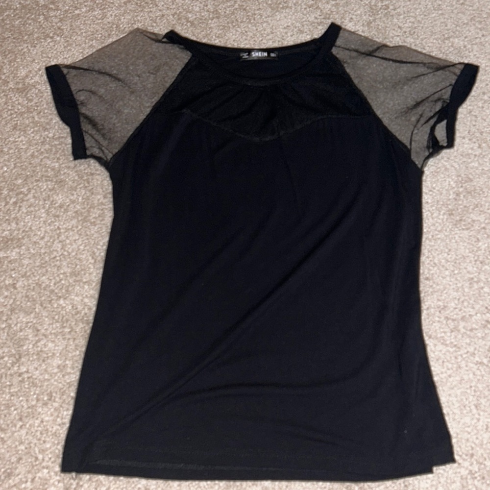 Black mesh tee